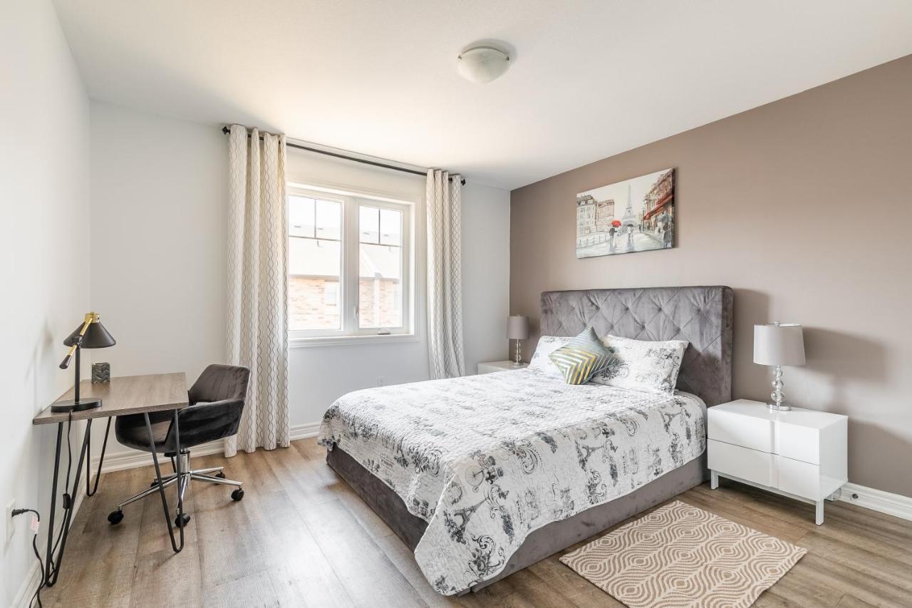 Modern Hamilton Homes Lake Ontario Shore By Globalstay Zewnętrze zdjęcie