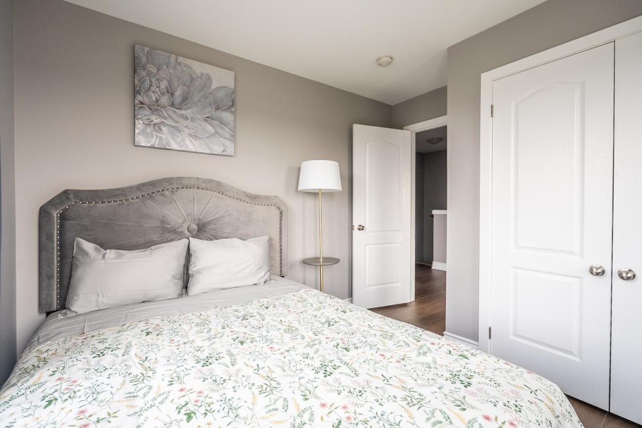 Modern Hamilton Homes Lake Ontario Shore By Globalstay Zewnętrze zdjęcie