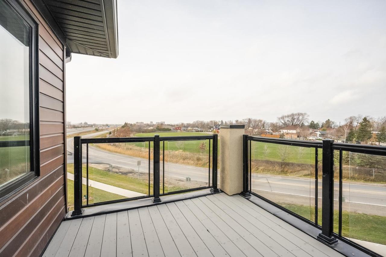 Modern Hamilton Homes Lake Ontario Shore By Globalstay Zewnętrze zdjęcie