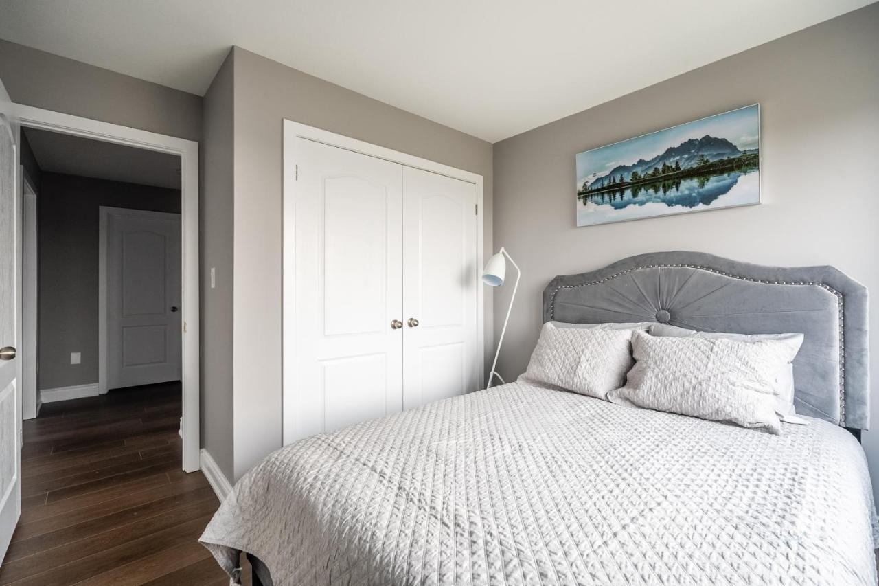 Modern Hamilton Homes Lake Ontario Shore By Globalstay Zewnętrze zdjęcie